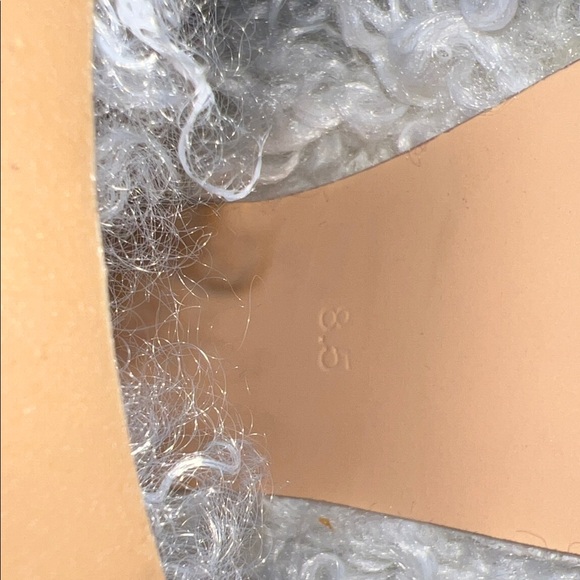 Lemon Drop by Privileged White Fuzzy Faux Fut Platform Heels Slippers 8.5 - Picture 9 of 9